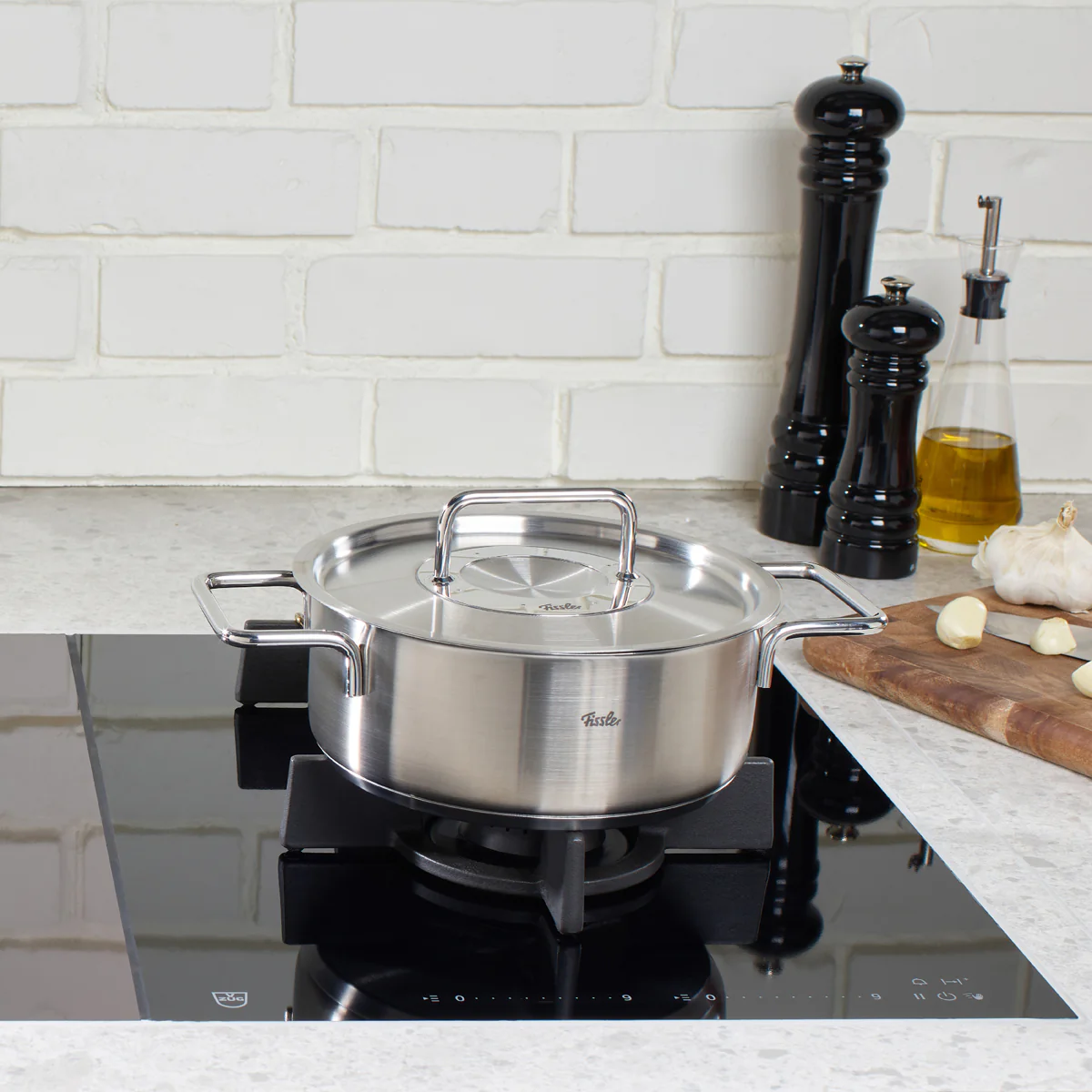 Fissler Pure Collection Bratentopf mit Metalldeckel - Image 4