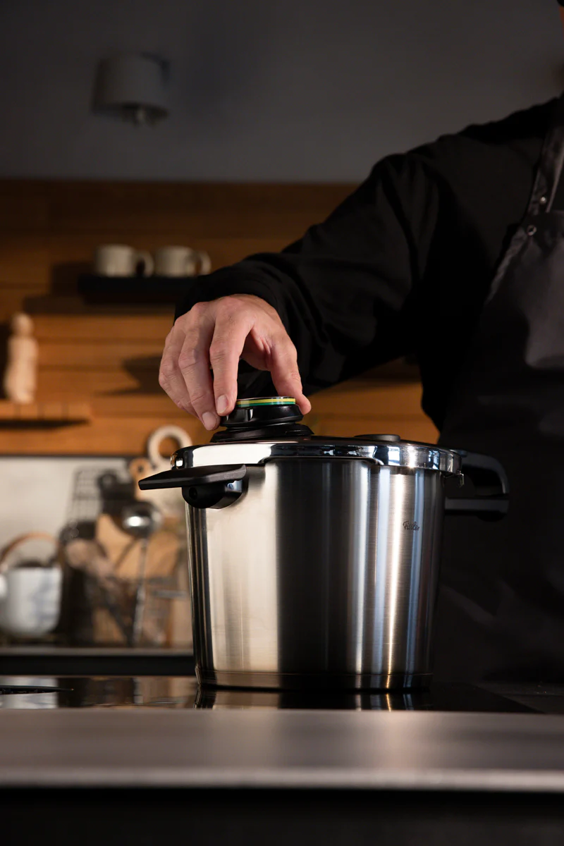 Vitavit® Premium 3-tlg. Set aus Schnellbratpfanne 4 Liter & Schnellkochtopf 8 Liter mit Metalldeckel - Image 3